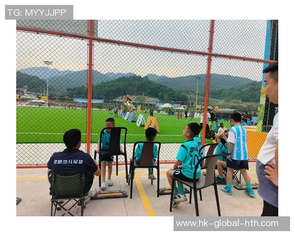 边位足球的战术分析与技术要点探讨助力球队提升整体表现